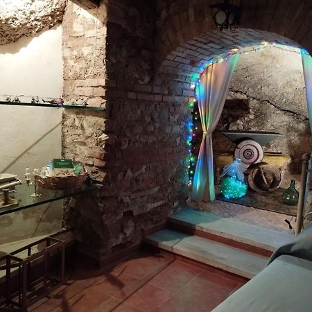Al Cantinone Toffia Buitenkant foto