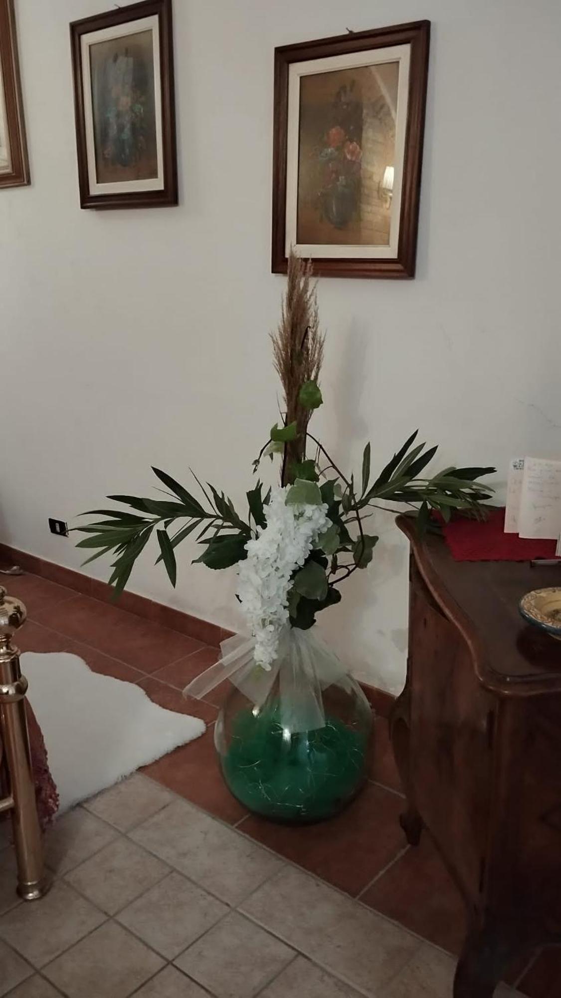 Al Cantinone Toffia Buitenkant foto
