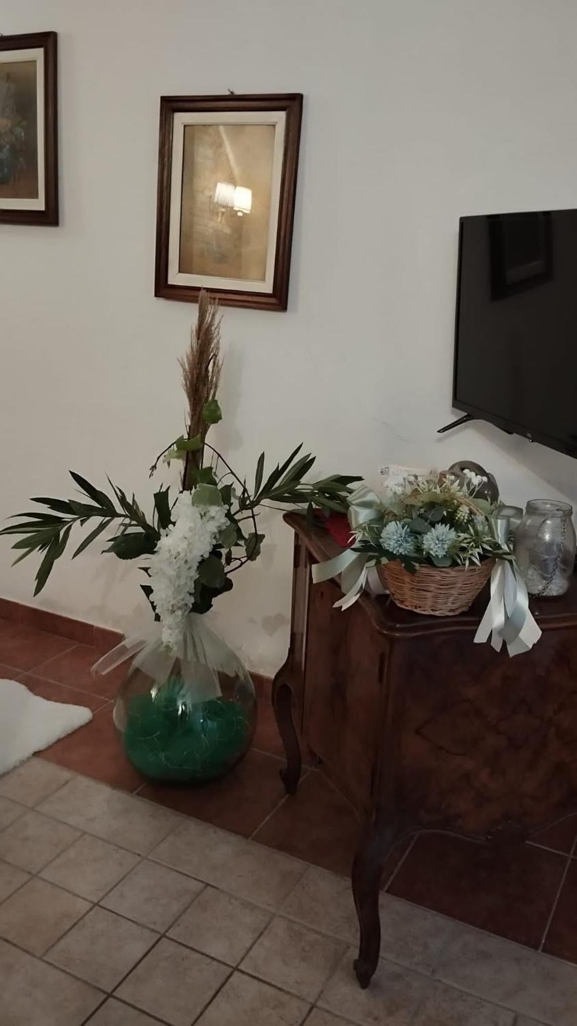Al Cantinone Toffia Buitenkant foto